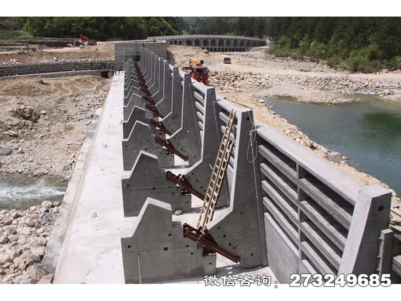 红安县铸铁拦水坝闸门